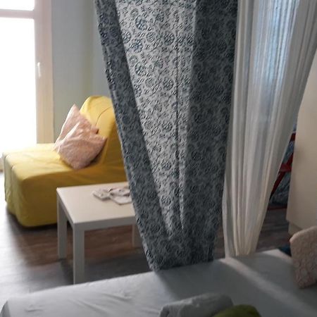 Romantically Allured Studio Next To The Center Thessaloniki Exterior photo